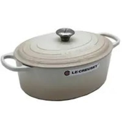 6. Le Creuset Signature Roaster Oval Dish 31cm Meringue