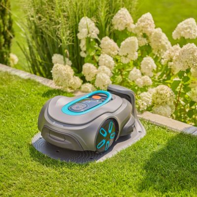 5. Gardena smart SILENO max Robot Lawnmower Battery Black, Gray
