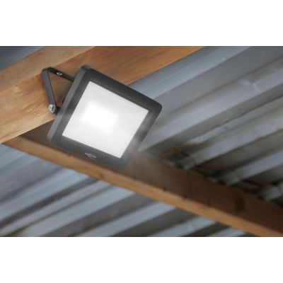 13. Ansmann WFL30W Black LED 30W