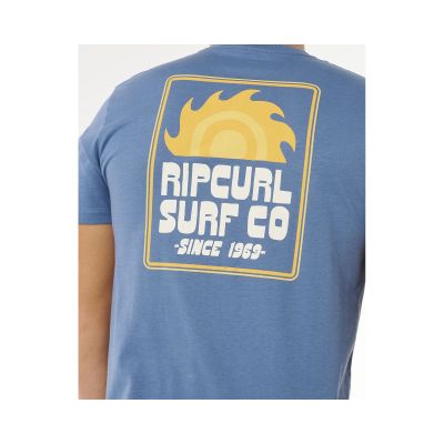 4. RIP CURL Pacific Rinse Sunrise Tee Men's Blue