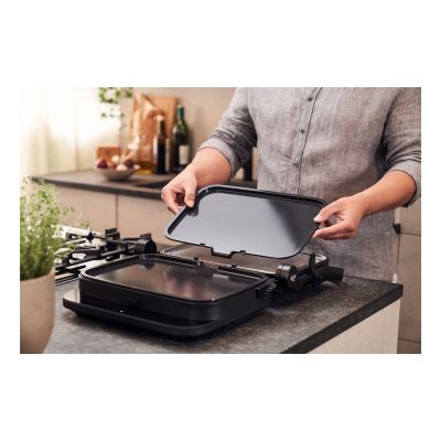 3. ZWILLING ENFINIGY Teppanyaki Plate for Electric Grill - Black