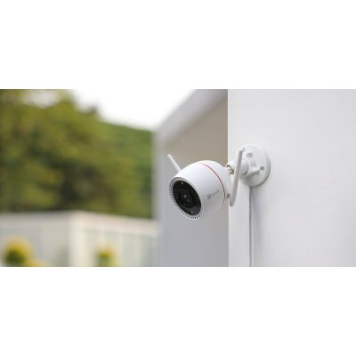 9. EZVIZ H3C 3K Wi-Fi Outdoor Surveillance IP Camera