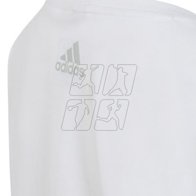 9. T-shirt adidas Dance Knotted Tee Jr. HR5818