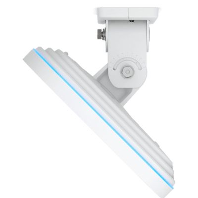 14. Ubiquiti E7 Campus 11500 Mbit/s White PoE Support