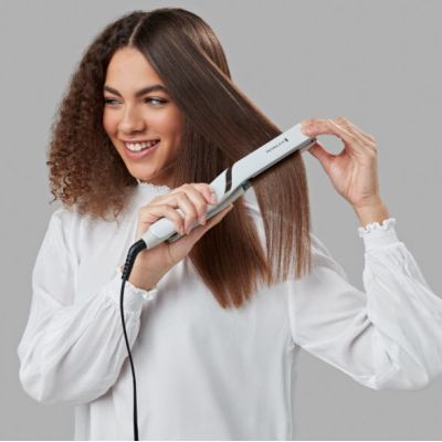 6. Remington Hydraluxe Pro S9001 Hair Straightener