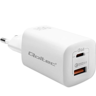QOLTEC 65W GAN ULTRA AC CHARGER | 5-20V | 2.25-3.25A | 1 X USB TYPE C PD | 1 X USB QC 3.0 | WHITE