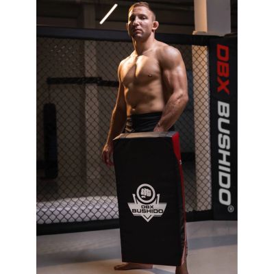 11. T75 | XXL Training Pad - For kicking