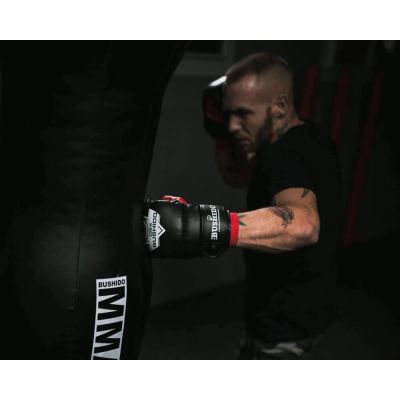 5. Mitts Red - One size fits all