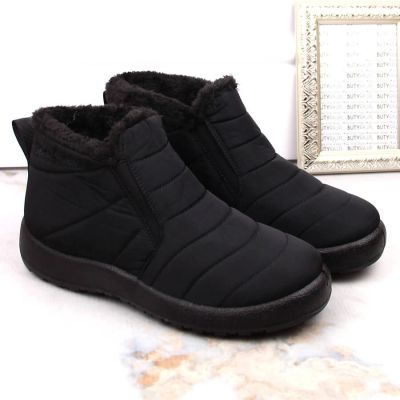 20. News W EVE438A Waterproof Slip-On Snow Boots Black