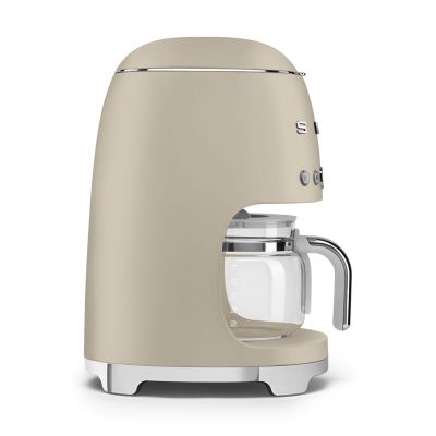 3. Smeg DCF02MLMEU Kaffemaschine, beige, Ines de la Fressange