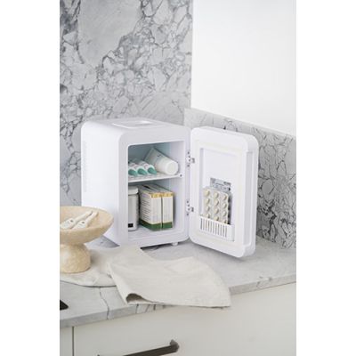 13. Mini fridge with mirror ADLER AD 8085