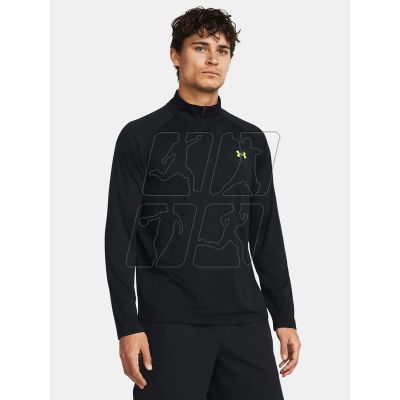 3. Under Armor M 1328495-006 sweatshirt