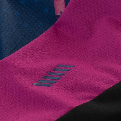 5. Women’s Running Top IMIRMO WMNS