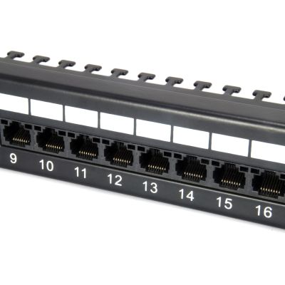 4. Equip 135425 1U patch panel