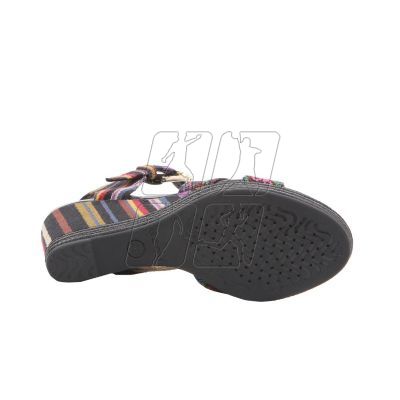 9. Geox W D82P6G 000AW C0042 wedge shoes