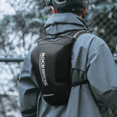 5. Rockbros H32 Hydration Backpack with 2L Water Reservoir for Cycling and Running - Black