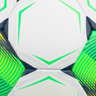 4. Select Goalie Reflex v26 Football White-Green 150052