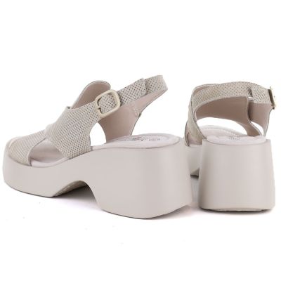 4. Women's beige leather platform sandals S.Barski 7005
