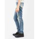 2. Levi's Jeans Wmn 05703-0318