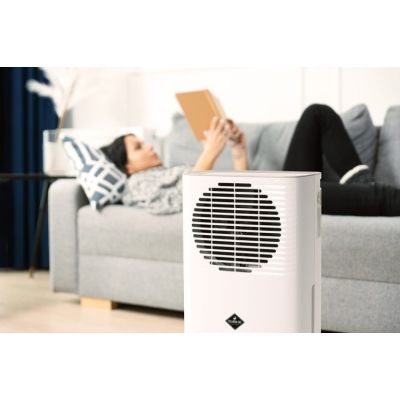5. ELDOM AIR DEHUMIDIFIER, 2 LEVELS OF AIR CIRCULATION
