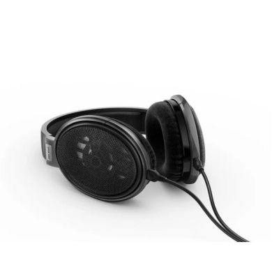 5. Sennheiser HD 650 Wired Headphones