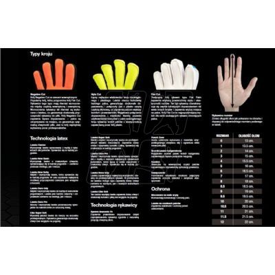 2. Select 34 Protec Flat T26-15150 goalkeeper gloves