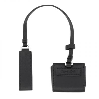 9. CALVIN KLEIN POUCH DANGLE HEADPHONE CASE
