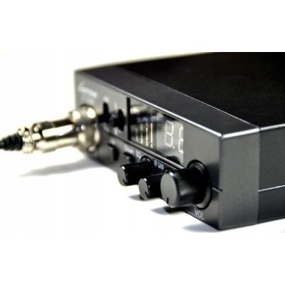 4. CB Radio LUITON LT-298 ASQ 12V/24V with cigarette lighter plug