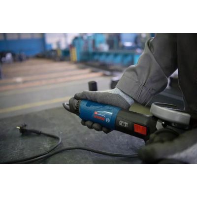 6. Bosch GWS 17-125 TS angle grinder 12.5 cm 9700 RPM 1700 W 2.2 kg