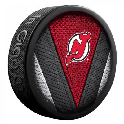 77. Souvenir Hockey Puck Inglasco NHL Stitch 510AN000605