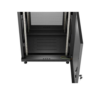 24. LANBERG FLOOR CABINET 18U 600X600 BLACK
