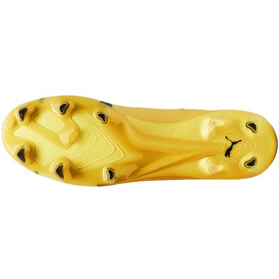5. Puma Ultra Ultimate FG/AG M 107311 04 football boots