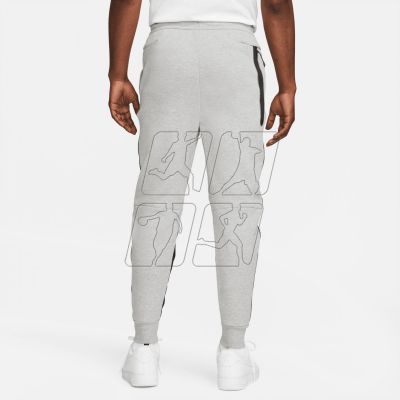 6. Pants Nike Sportswear Tech Fleece M DR6171-063