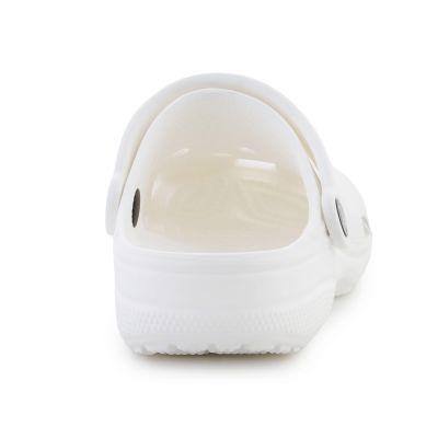 6. Crocs Classic Clog Jr 206991-100