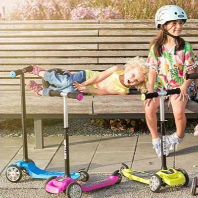 19. KETTLER KWIZZY 3-WHEEL BALANCE SCOOTER BLUE