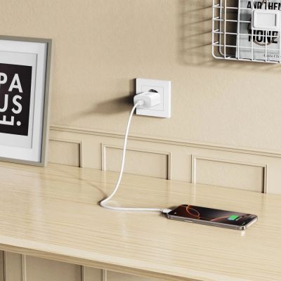7. Tech-Protect NC20W wall charger USB-C port - white