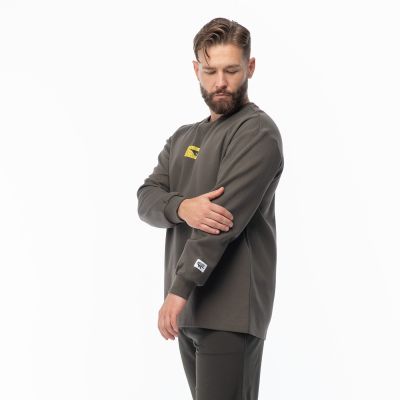 16. Wega sweatshirt M