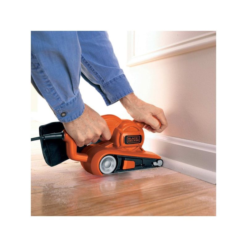 2. 720W Belt Sander 75x457mm BLACK+DECKER