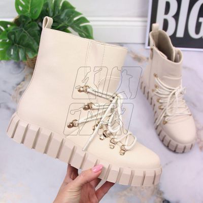 2. Insulated platform boots Potocki W WOL108B beige