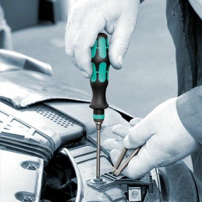 2. Kraftform Kompakt 60 screwdriver tool set, 17 pcs.