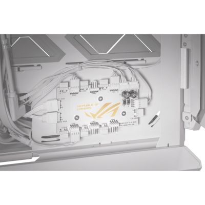 5. Asus GR701 ROG HYPERION WHITE Case