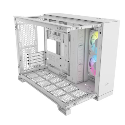 5. Corsair 2500X RGB ICUELINK WHITE case