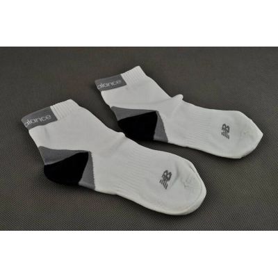 4. New Balance Socks 3.40.12