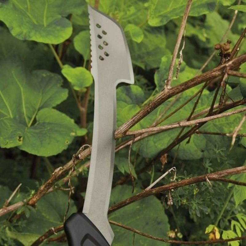 3. FISKARS Solid axe-machete