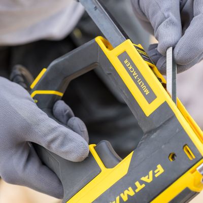 7. FMHT6-75934 STAPLE/NAIL GUN