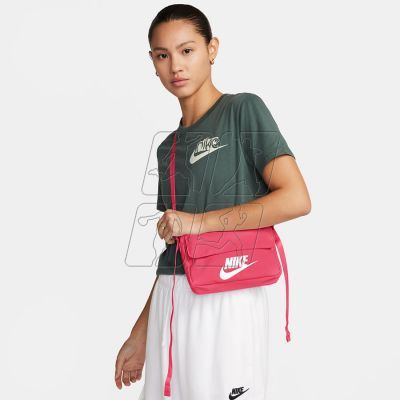 7. Nike Sportswear Revel Crossbody Bag CW9300-629