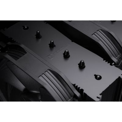 7. NOCTUA NH-D15 chromax.black CPU Cooler AMD, Intel