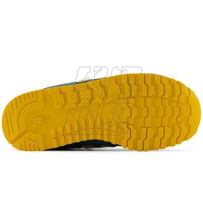 4. New Balance Jr PV500FSG shoes