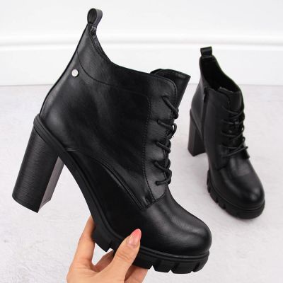 15. Black women's block-heel ankle boots M.Daszyński SA218-8