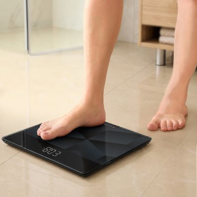 6. Wozinsky WAL-180 Bathroom Scale up to 180 kg Accurate - Black